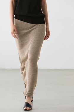 Massimo Dutti Расклешенная вязаная юбка, песочный