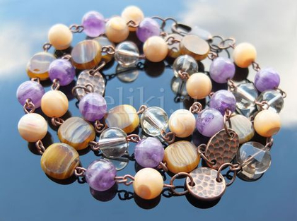 бусы из аметиста и перламутра Стефания