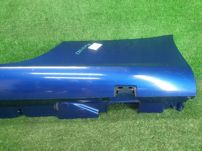 Накладка порога левая Mercedes E C238 (2016-2021)