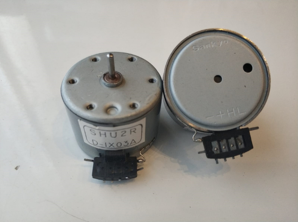 2 шт./ Двигатель 12V правый SHU2R DC 12VR МОТОР 12 вольт 2 скорости