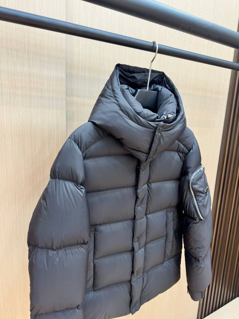 Пуховик Prada