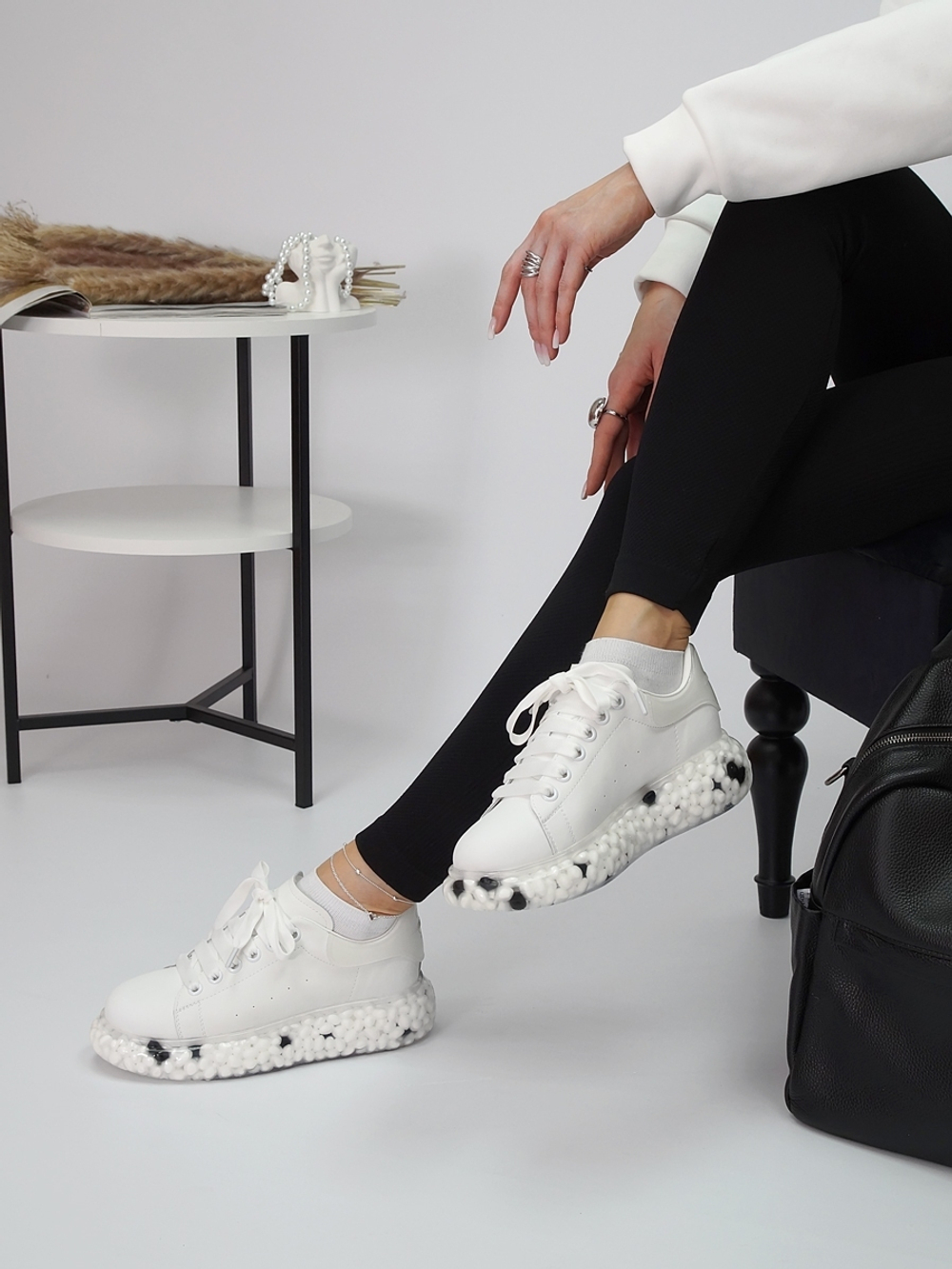 Кроссовки женские демисезонные