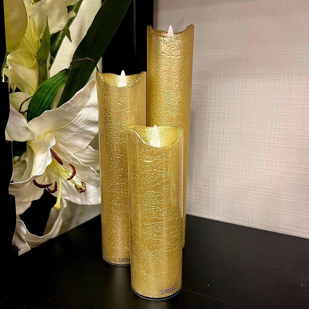 Свеча 25 см золотая