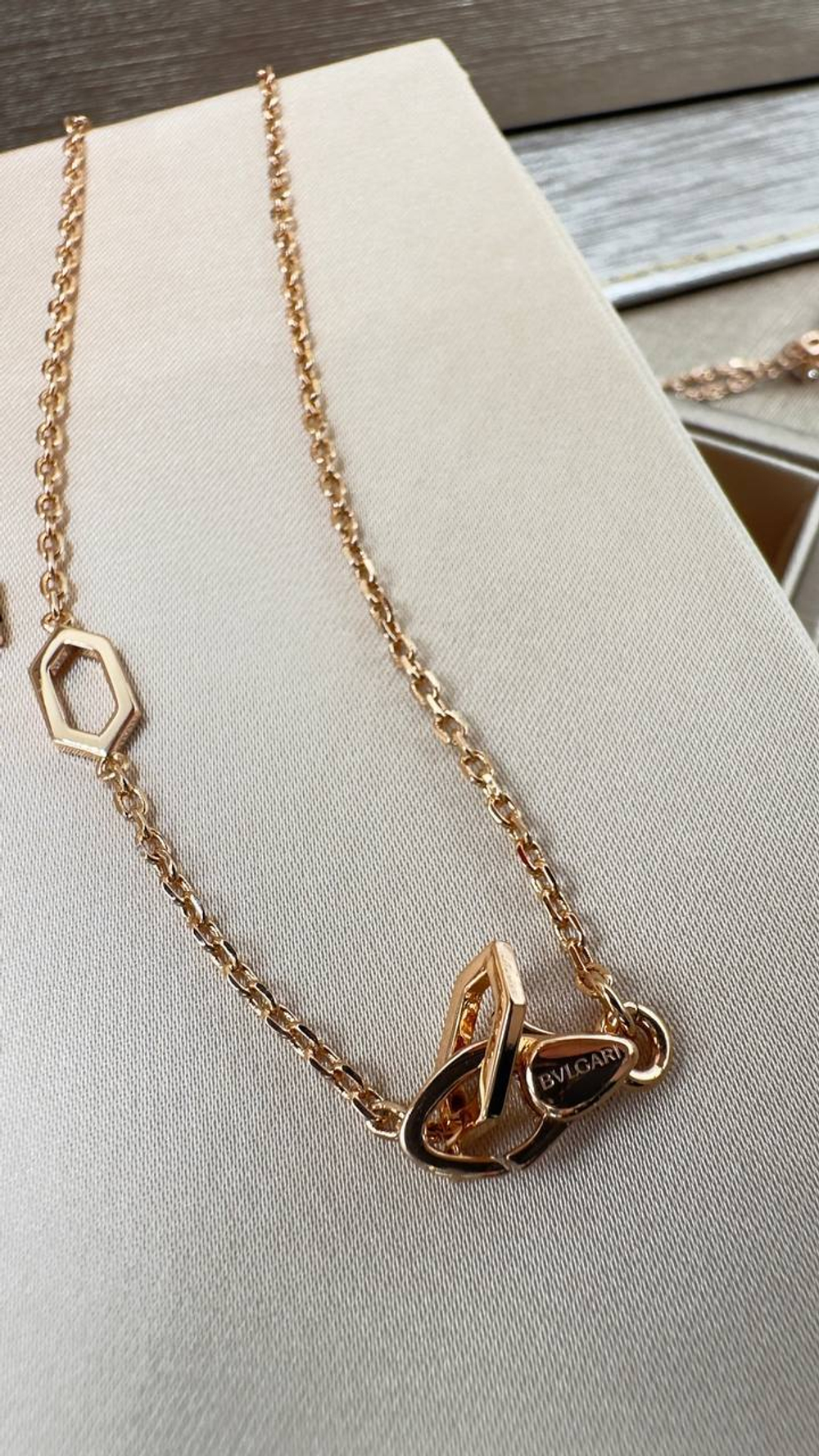 Кулон Bvlgari звезда
