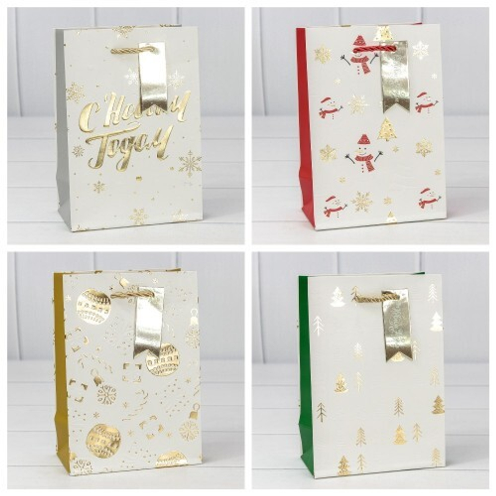 Пакет подарочный 14 х 20 х 8 см Набор 4 шт "Новый год" с тиснением (Белый)