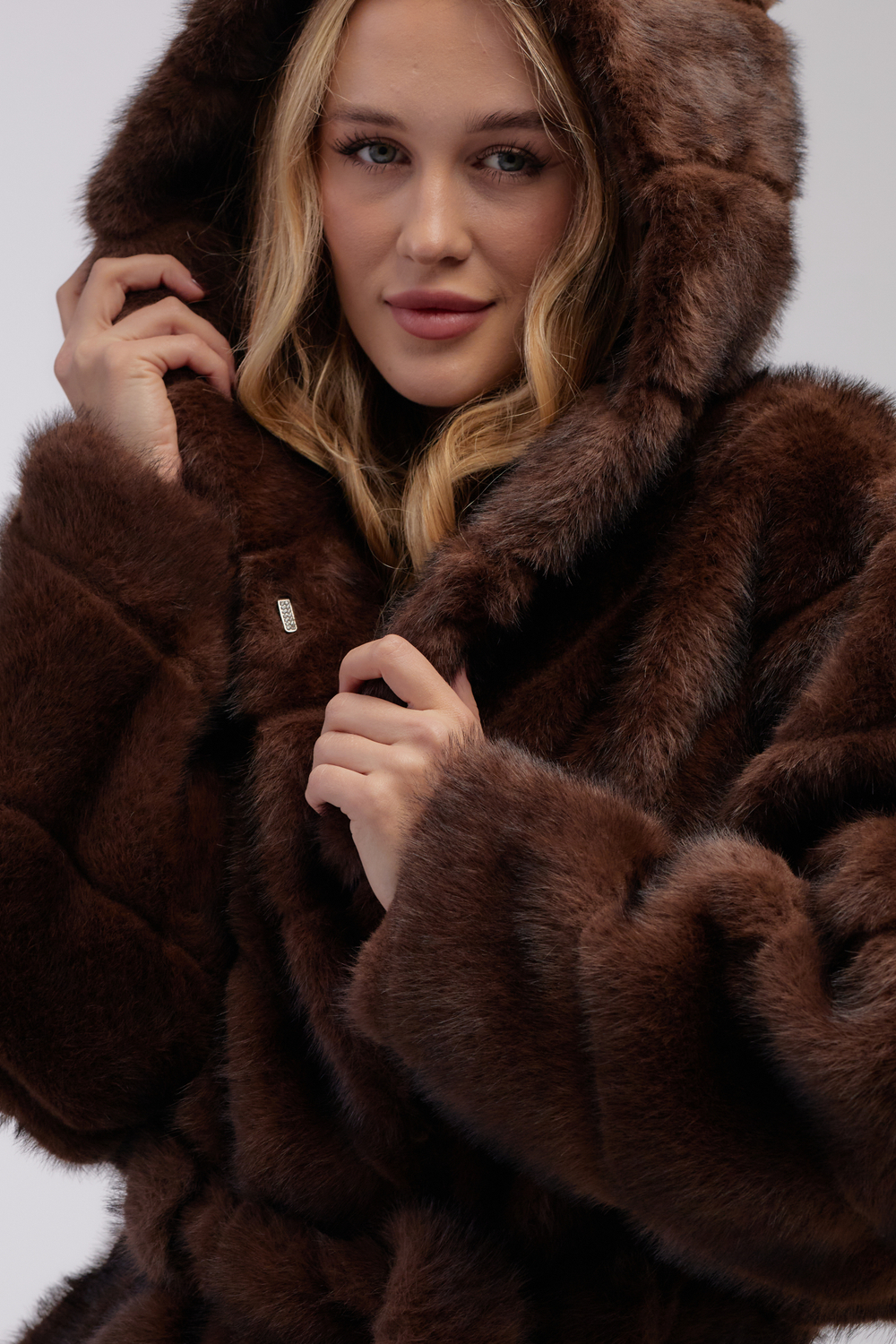 Шуба Lea Lab экомех