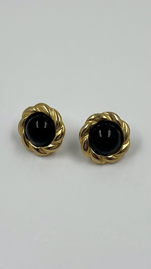 Серьги с чёрными кабошонами