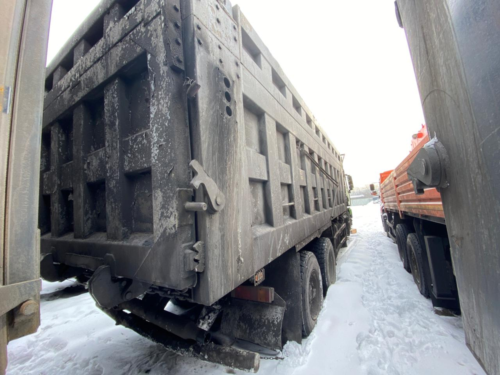 Shacman (Shaanxi) SX* 8x4 Самосвал SX33186T366 (Дизельный, 11,6 л, 369 л.с., МТ)