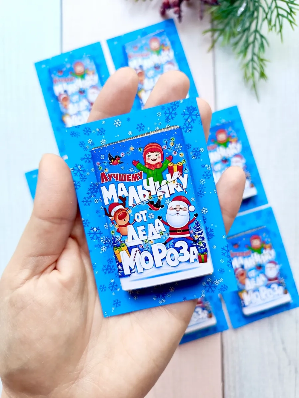 Открытки подарочные на Новый год с шоколадом