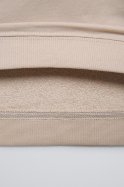 ZARA КОМПЛЕКТ ИЗ ТОЛСТОВКИ И БРЮК-ДЖОГГЕРОВ, СВЕТЛО-БЕЖЕВЫЙ