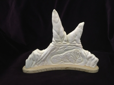 Белые медведи, скульптурная композиция, рог лося