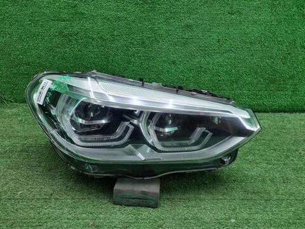 Битая Фара правая BMW X3 G01 (17-21) Adaptive LED