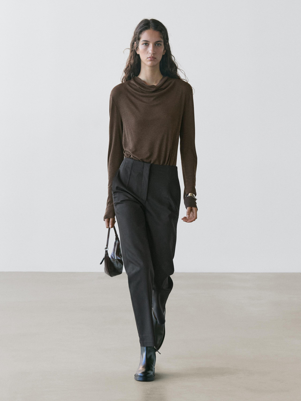 Massimo Dutti Брюки из технической хлопковой смеси, черный