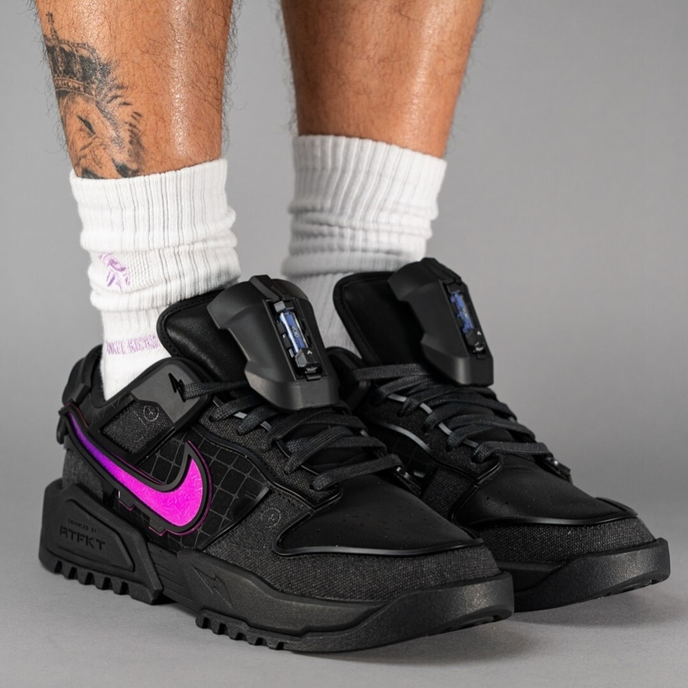 Эксклюзивные кроссовки RTFKT x Nike Dunk Genesis «Void», черн.