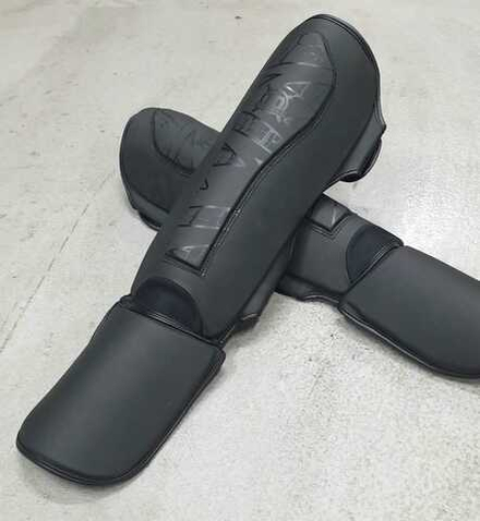 Щитки шингарды LEGENDA Chrom черные