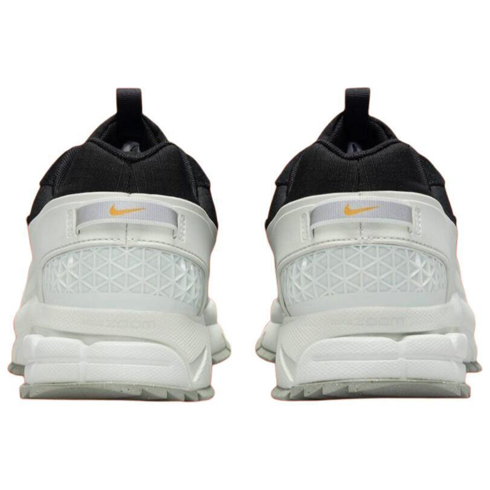 Кроссовки Nike Zoom Vomero 5 Roam Black Light Silver