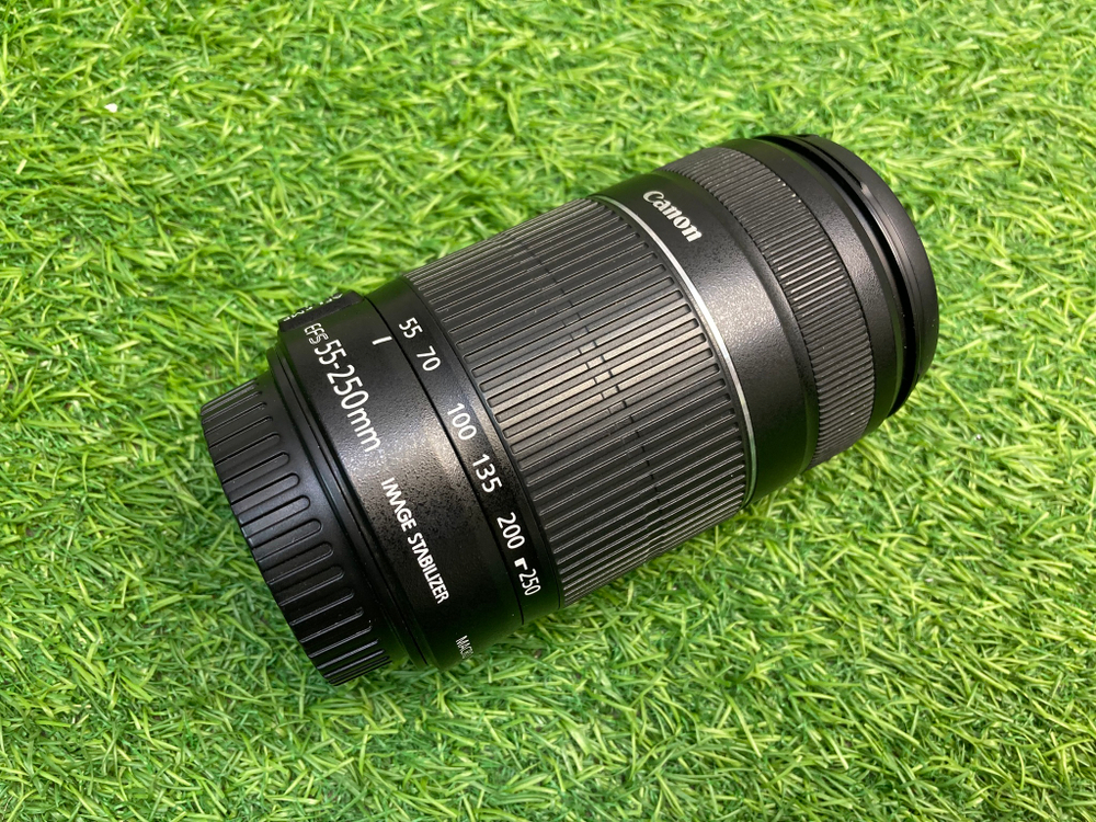 Canon EF-S 55-250mm 4.0-5.6 IS II