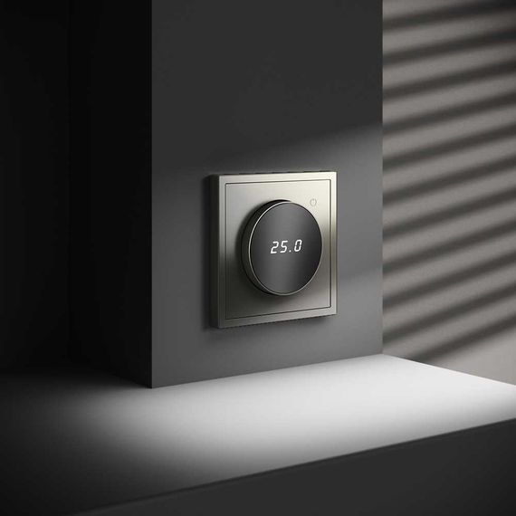 Терморегулятор электронный Voltum S70 с индикацией и датчиком, для теплого пола, (шелк) VLS070104