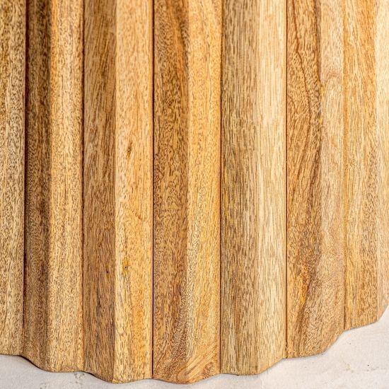 Обеденный стол из дерева Plisse 121 см натуральный мрамор и дерево Испания