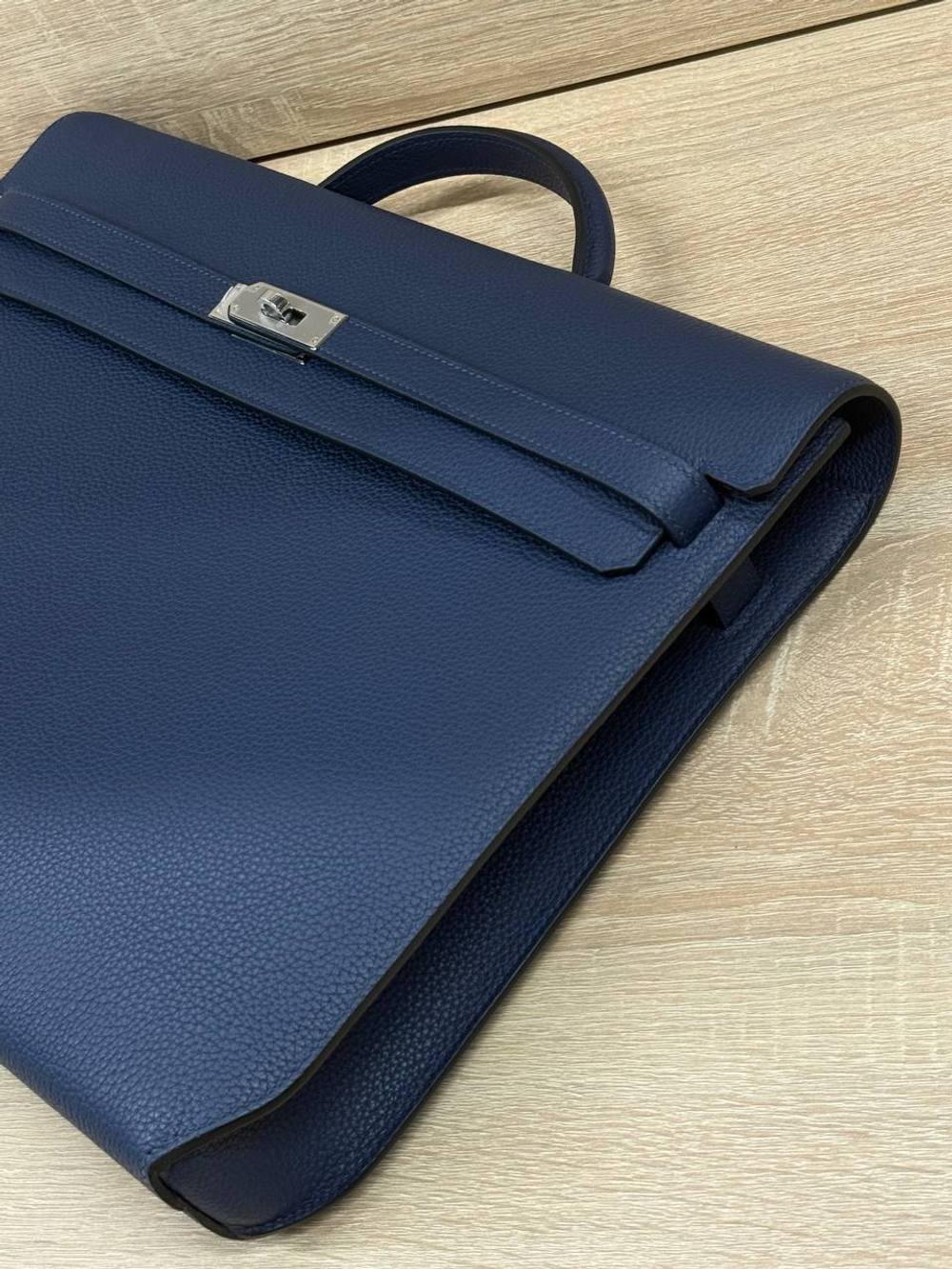 Портфель Hermes
