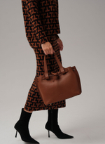 Кожаная сумка Deboro 31002 коричневый фундук