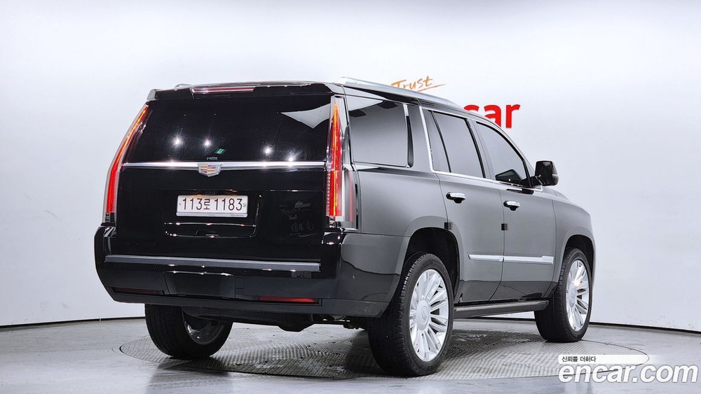 Cadillac Escalade 6.2 (12.2020)
