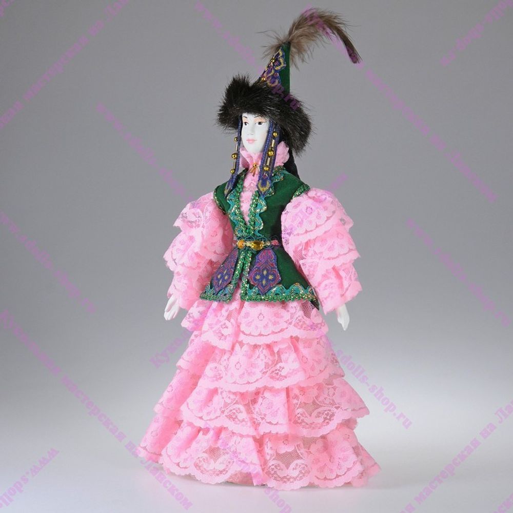 Сувенирная кукла в казахском костюме