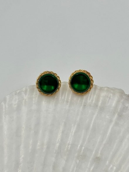 Серьги с зелёными вставками