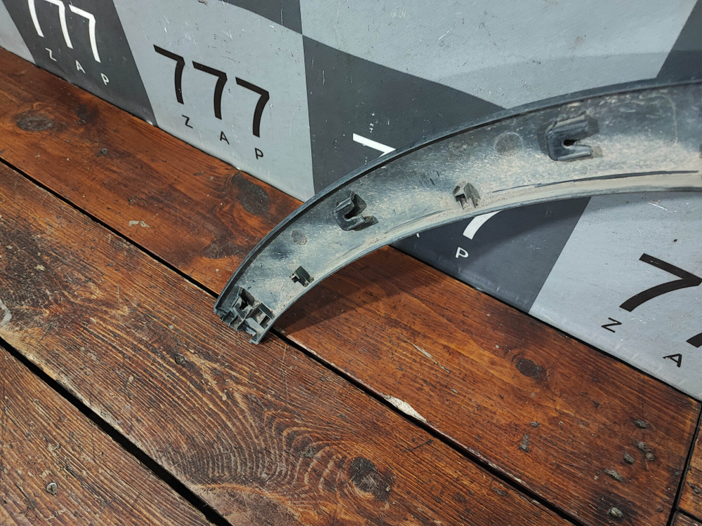 Накладка крыла переднего правого Kia Sorento 4 20-нв Б/У Оригинал 87712P2000