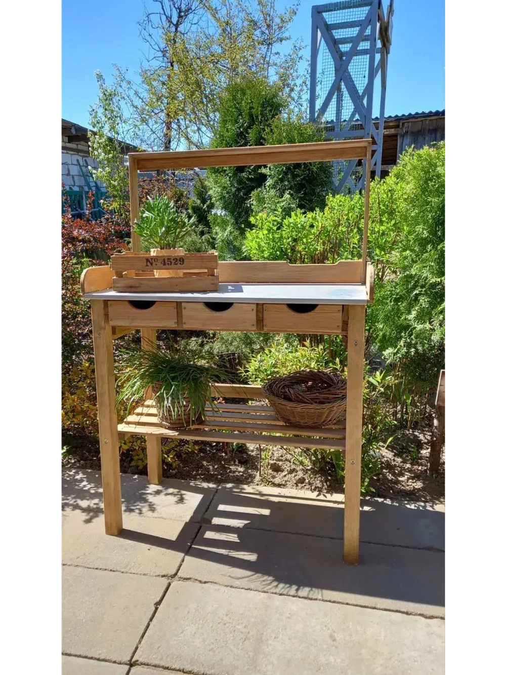 Стол садовый для рассады и растений