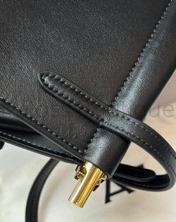 Женская сумка Alaia Le Click East West черного цвета