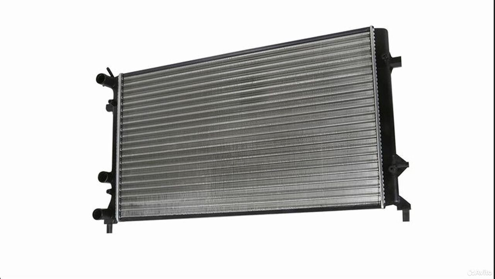 Радиатор охлаждения Volkswagen Jetta A6