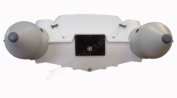 Лодка WINboat R5