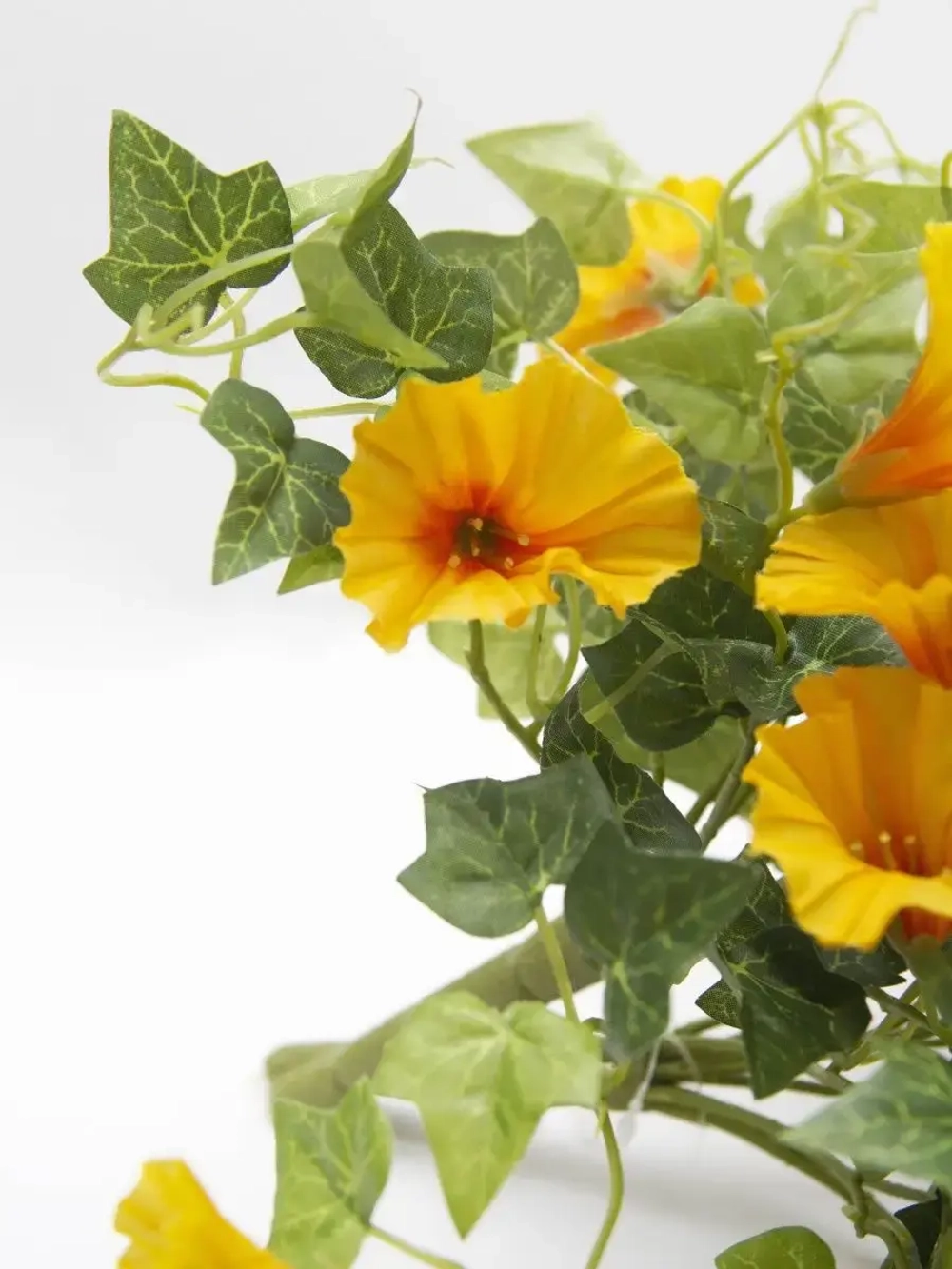 Искусственные цветы для декора