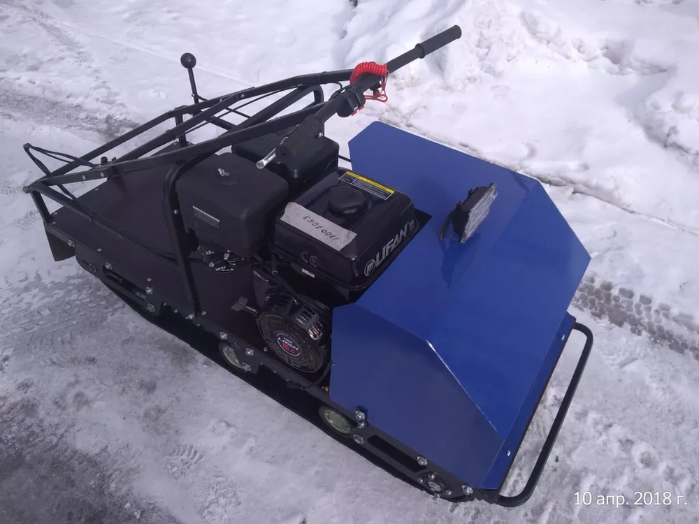 Мотобуксировщик AhtaR ЗИМА с реверсом (задний ход)