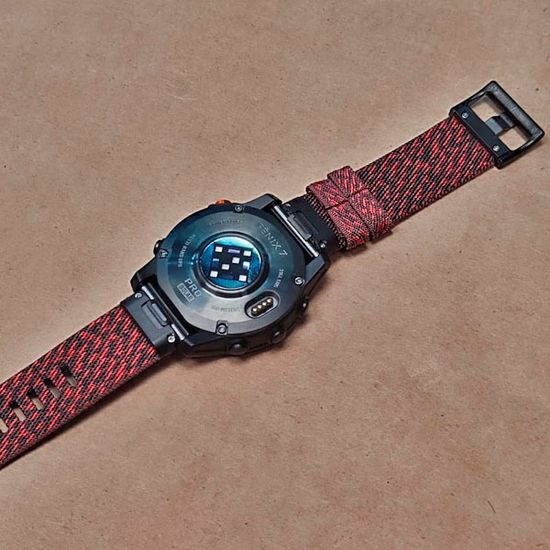 Ремешок нейлоновый 22 мм жакардовое плетение для Garmin MARQ / Epix / Fenix (47 мм) (Красный, черный)