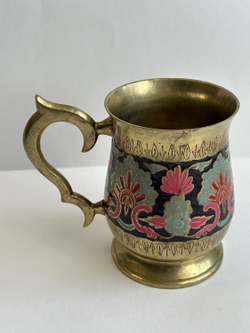 Кружка с полихромным ориентальным декором. Индия, ручная работа. II половина XX в.Ширина - 14см. Выс
