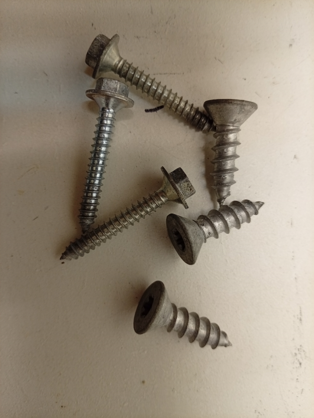 FE925N кт21 Крепеж, хомуты для стиральной машины Electrolux б/у