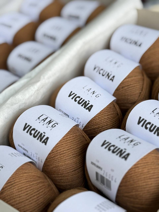 Пряжа  LANG VICUNA (100% викунья) 25гр/117 м