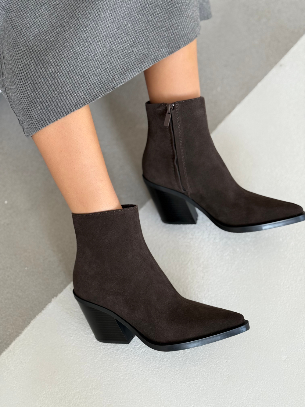 Казаки из натуральной замши