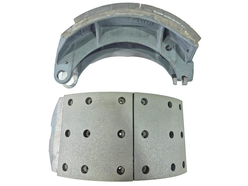 Колодка барабанного тормоза а/м КАМАЗ-ЕВРО 6440, 6520, 6522 ЛИТАЯ (накладка: короткая+короткая, улучшенная накладка КОНВЕЙЕР) (1шт.) ААЦ/ЗМД (г. Набережные Челны)
