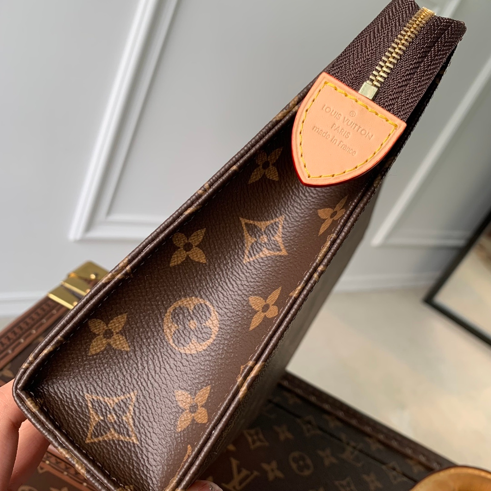 Louis Vuitton Trio Toilet Pouch