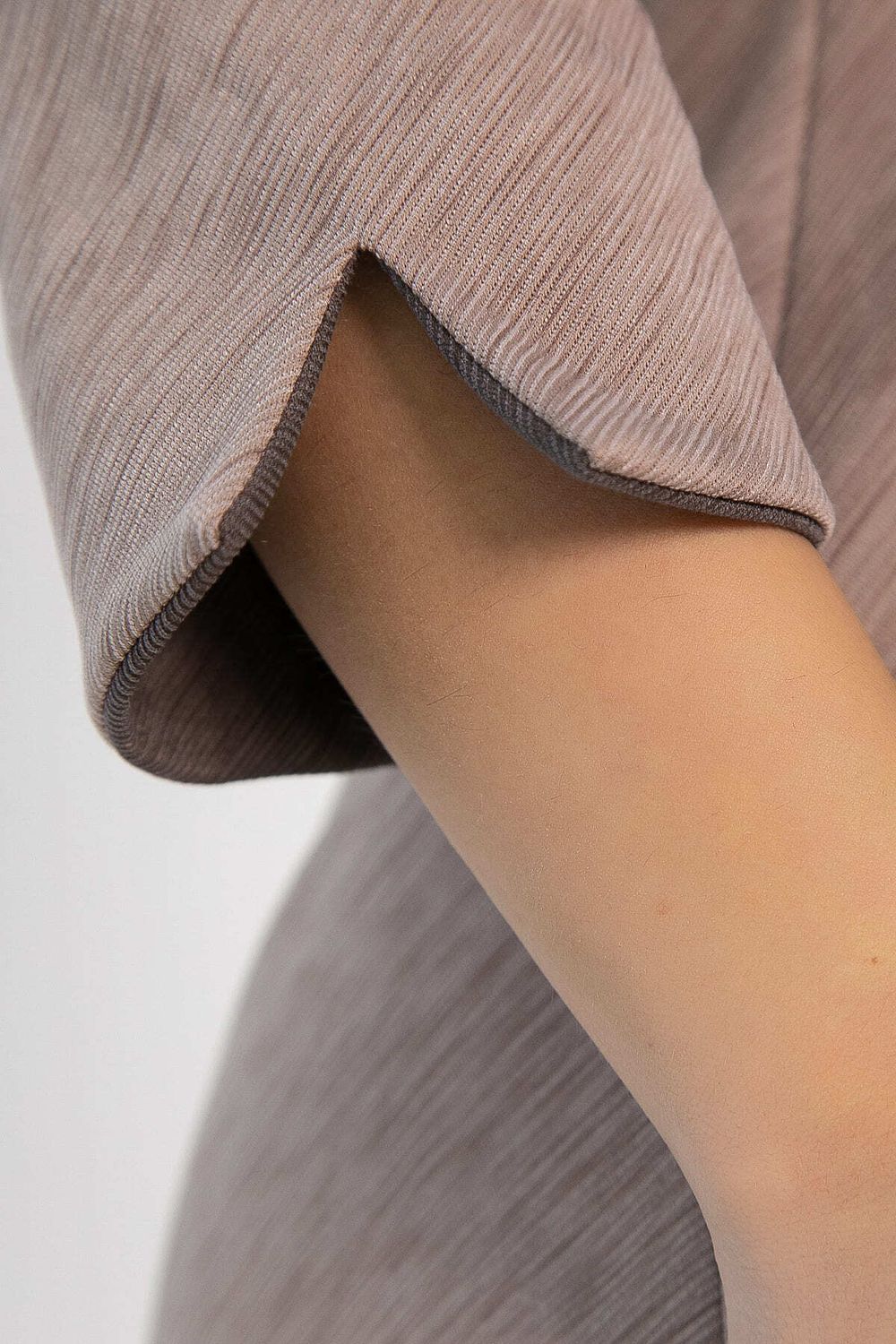 Платье трикотажное Дарьяна НЬЮ (бежевое) П14304-18М LT Collection