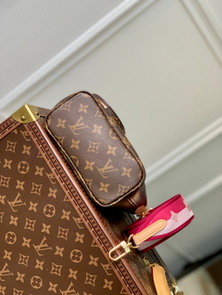 Louis Vuitton Neverfull BB