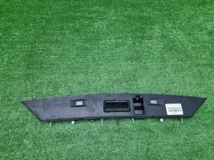 Накладка крышки багажника BMW X7 G07 (2019-н.в.)