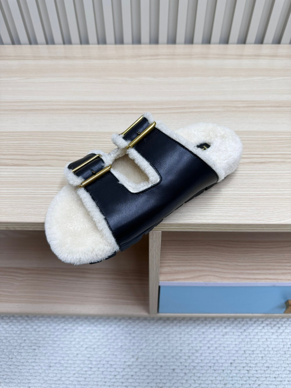 Prada Slides