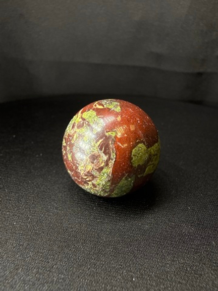 Яшма «Кровь Дракона» (Мини-сфера)