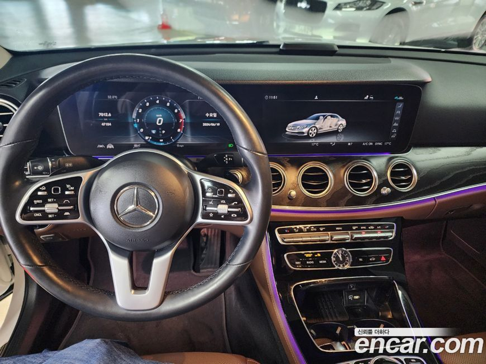 Mercedes-Benz E-Class W213 E300 Avangarde (06.2020)