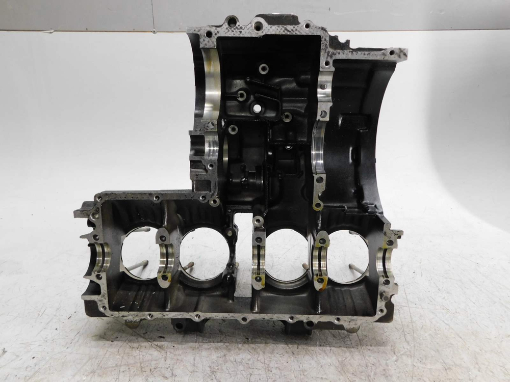 Верхняя часть картера Honda CB750 RC17E