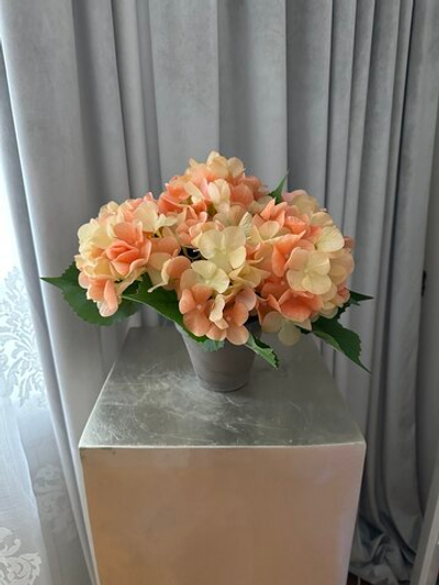 Гортензия (силикон) в глиняном кашпо, в-32 см, д-37 см